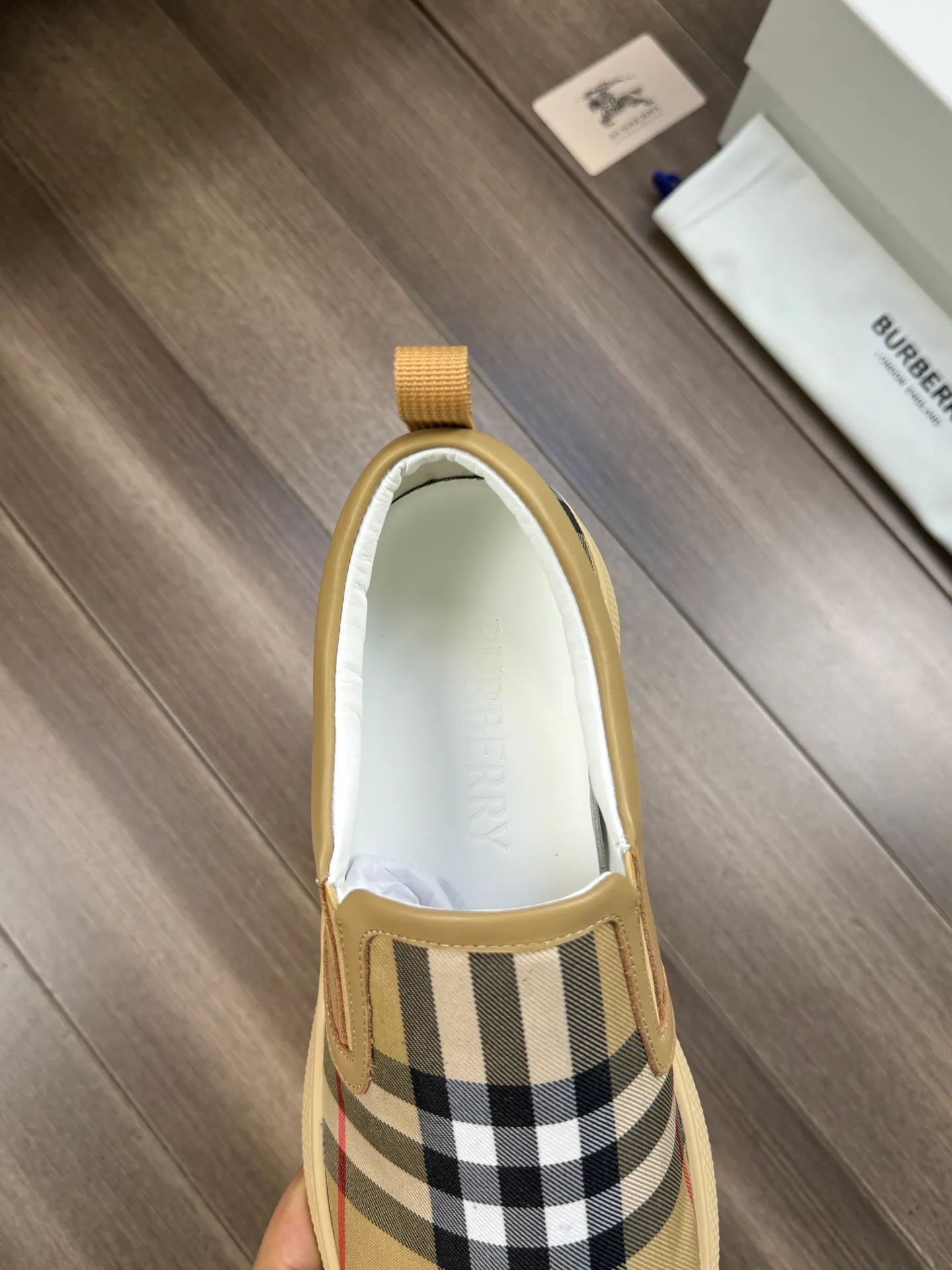 P380 [BURBERRY] Burberry - Upper: imported 🔝 brand totem cloth, heel brand webbing decoration - Inner: water-dyed cowhide - Outsole: ultra-light rubber; two-color molded outsole - Super high quality control, fine workmanship: highlighted (high-end, extravagance, grade) -Size: 38-44 (Male 45, can be customized)